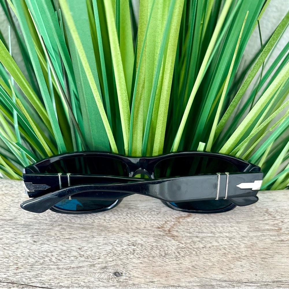 Persol 3068-S Polarized Sunglasses - Picture 11 of 16